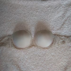 Victoria's Secret 34DDD Nude Lace trim Strapless Bra